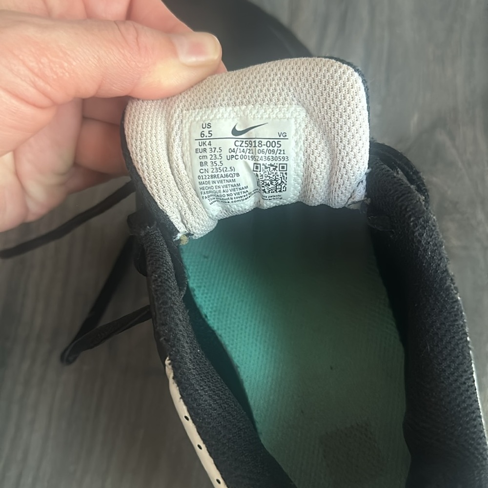 Softball cleats - Picture 7 of 7